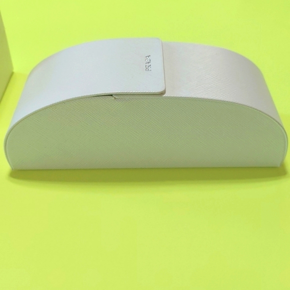 Prada NWOT Off White Sunglass Case With Box And Cloth - Picture 5 of 7